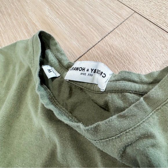 CROSBY & HOWARD Olive Green T-Shirt - Picture 4 of 6